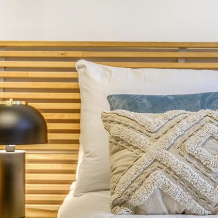 Executive 4 Bedroom Town House In Canada Water Free Wifi & Parking By City Stay Aparts London Exterior photo