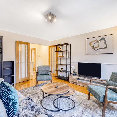 Executive 4 Bedroom Town House In Canada Water Free Wifi & Parking By City Stay Aparts London Exterior photo